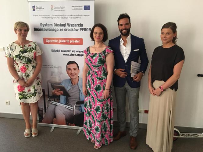 Na zdjęciu organizatorzy konferencji: Kinga Rolnicka-Zemła, Anna Światlak i Katarzyna Matusz-Braniecka oraz Conrado Moreno